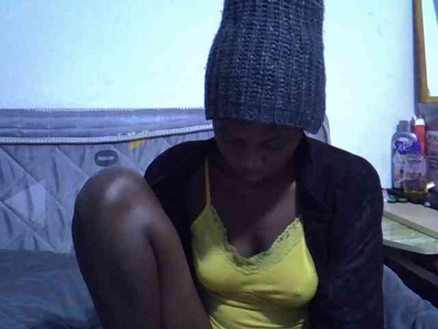 Sexybeiby1 webcam