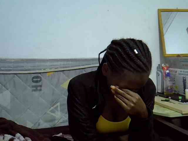 Sexybeiby1 webcam