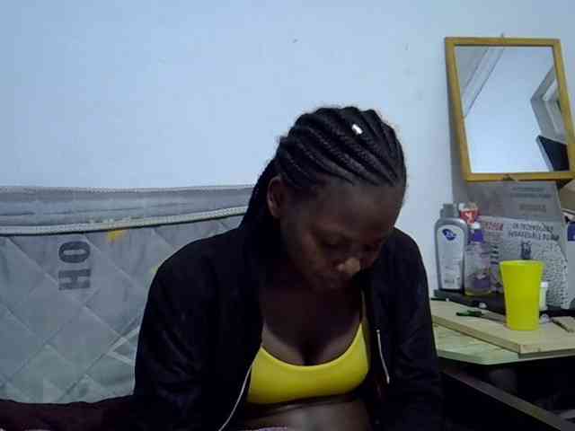 Sexybeiby1 webcam