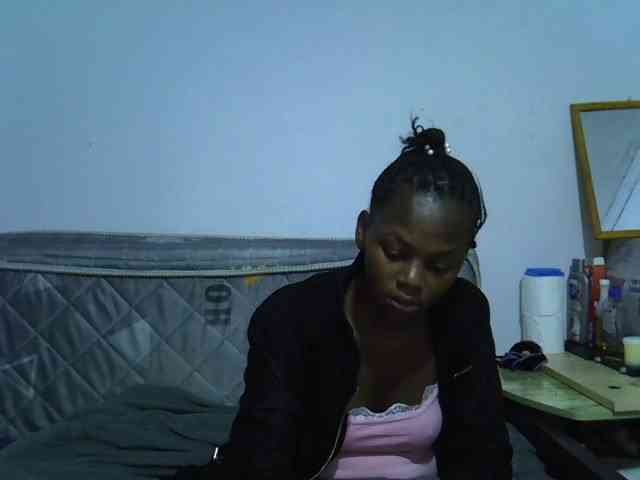 Sexybeiby1 webcam