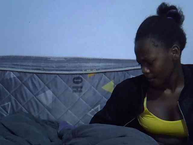 Sexybeiby1 webcam