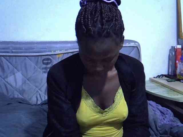 Sexybeiby1 webcam
