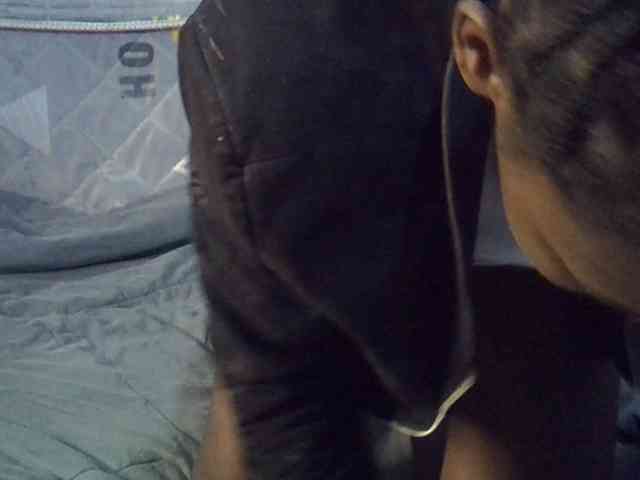 Sexybeiby1 webcam