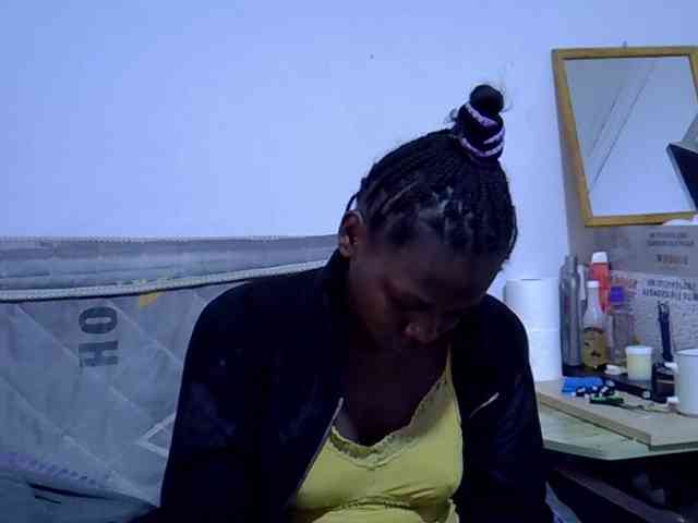 Sexybeiby1 webcam