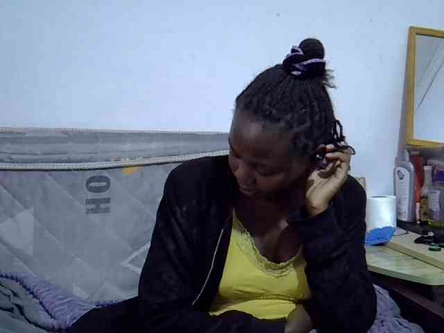 Sexybeiby1 webcam