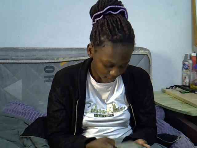 Sexybeiby1 webcam
