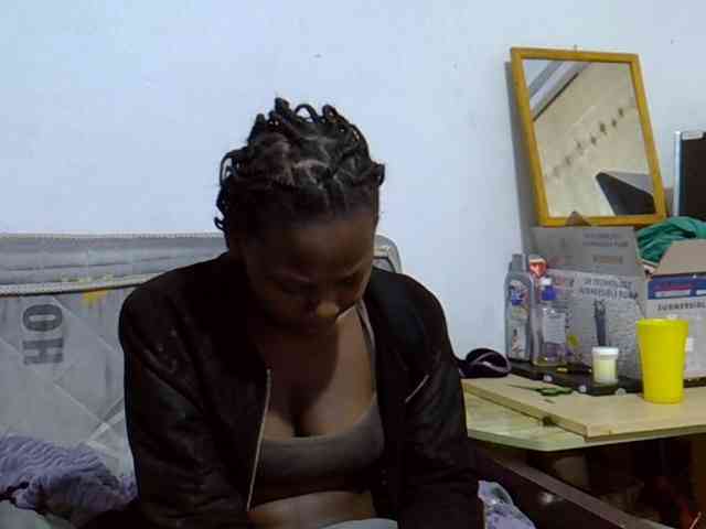 Sexybeiby1 webcam