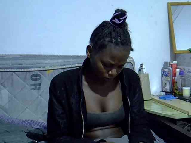 Sexybeiby1 webcam