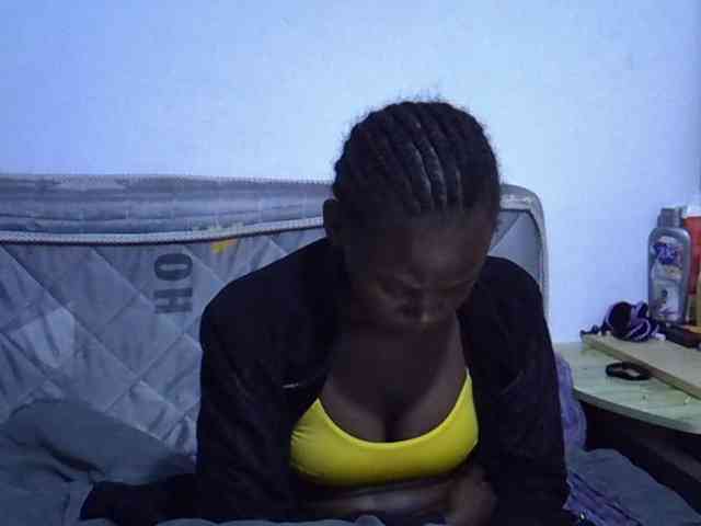 Sexybeiby1 webcam