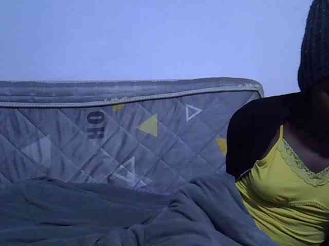 Sexybeiby1 webcam