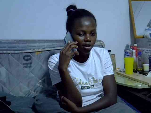 Sexybeiby1 webcam