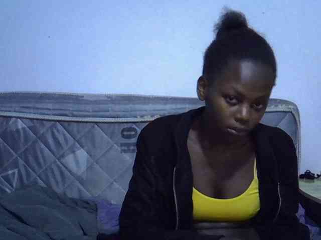 Sexybeiby1 webcam