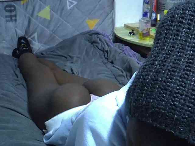 Sexybeiby1 webcam