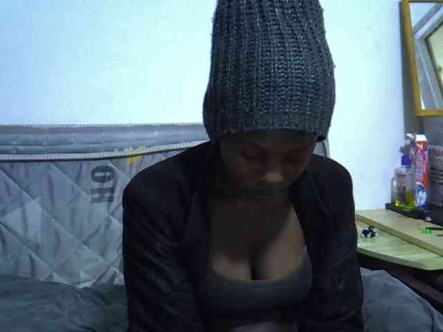 Sexybeiby1 webcam