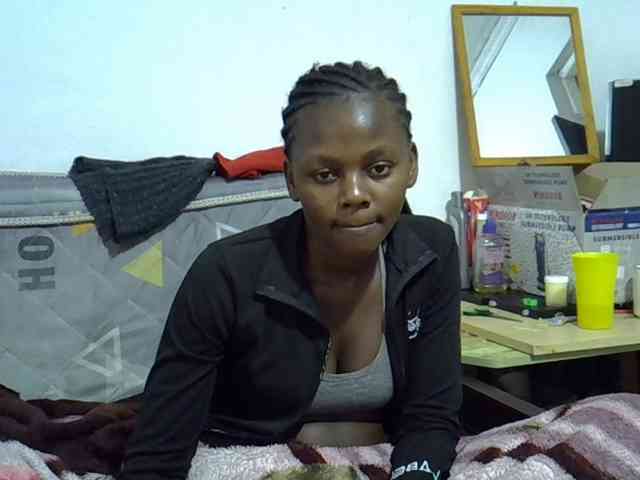 Sexybeiby1 webcam