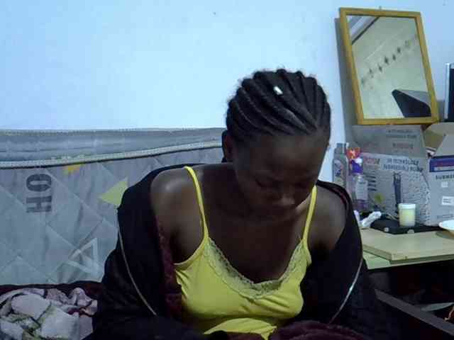 Sexybeiby1 webcam