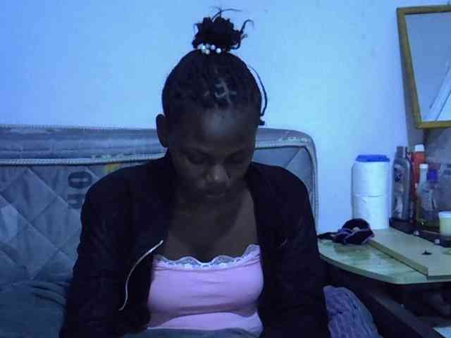 Sexybeiby1 webcam