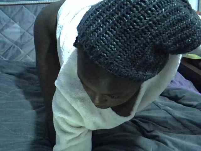 Sexybeiby1 webcam