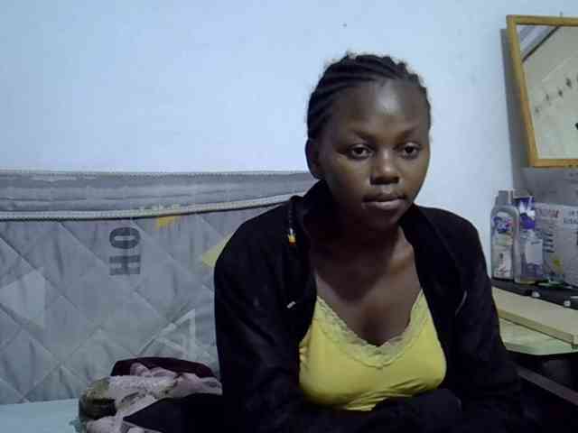 Sexybeiby1 webcam