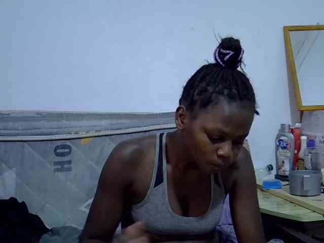 Sexybeiby1 webcam