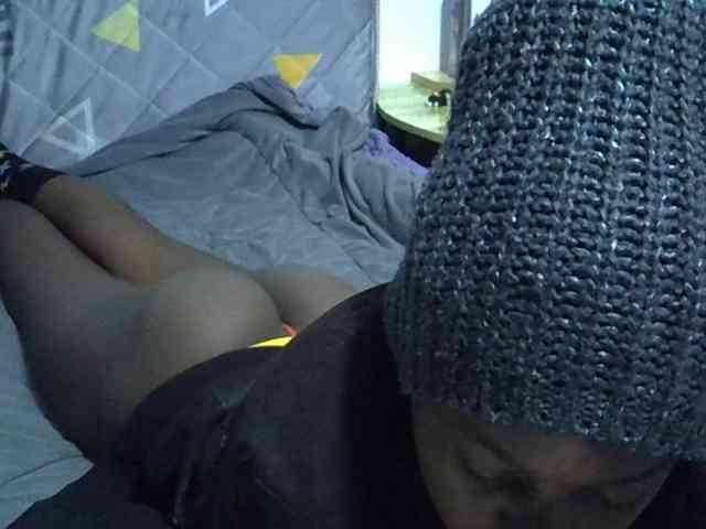 Sexybeiby1 webcam