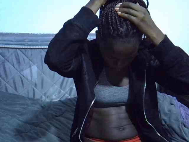 Sexybeiby1 webcam