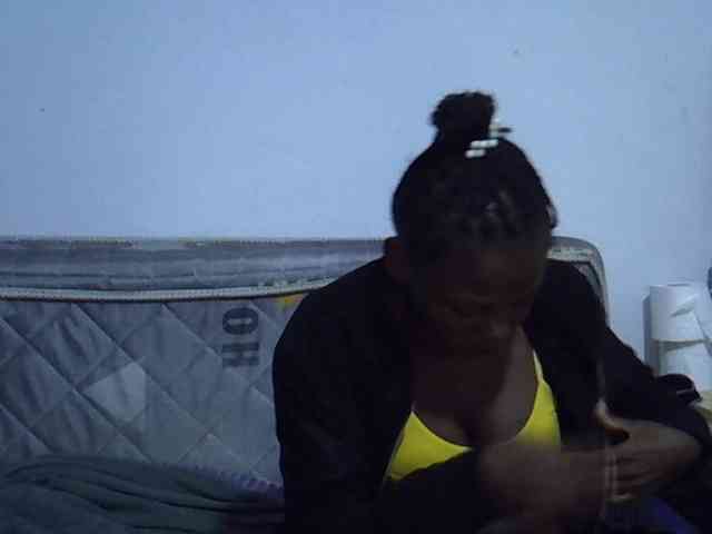 Sexybeiby1 webcam