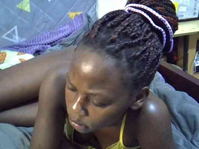 Sexybeiby1 webcam