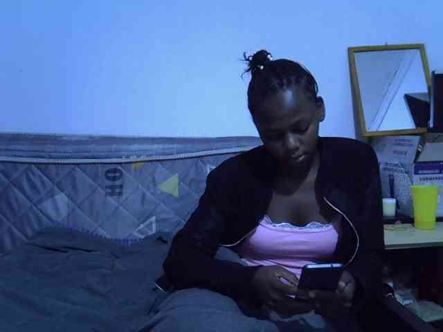 Sexybeiby1 webcam