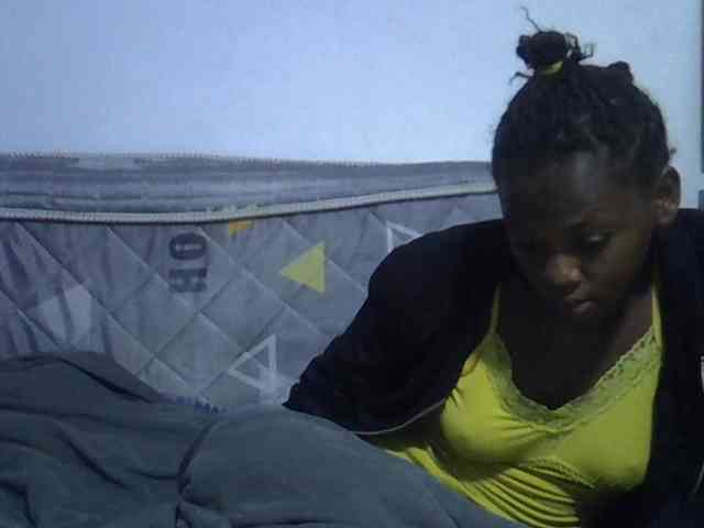 Sexybeiby1 webcam