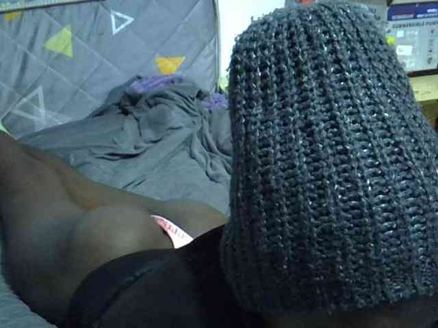 Sexybeiby1 webcam