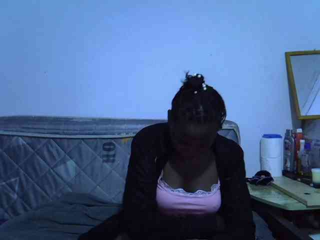 Sexybeiby1 webcam