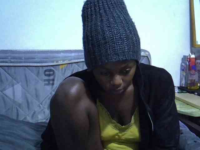 Sexybeiby1 webcam