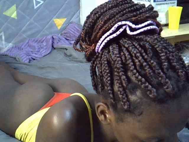 Sexybeiby1 webcam