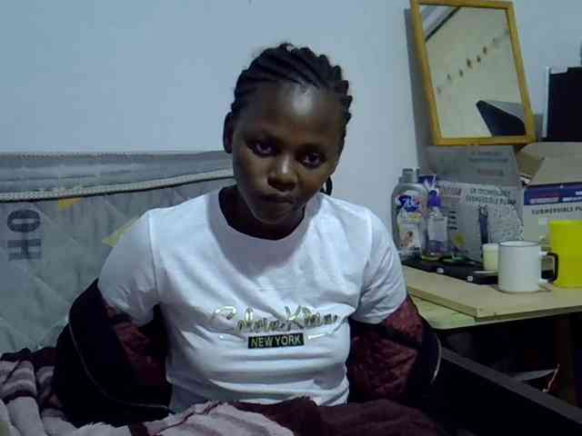 Sexybeiby1 webcam