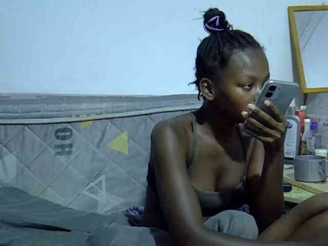 Sexybeiby1 webcam