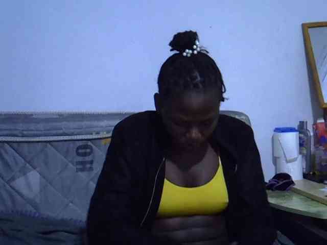 Sexybeiby1 webcam