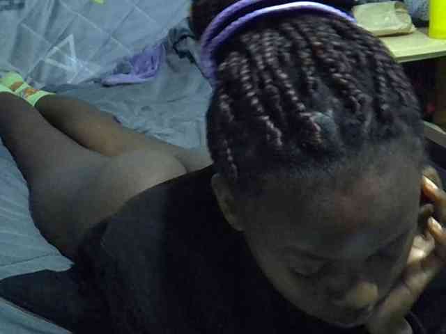 Sexybeiby1 webcam