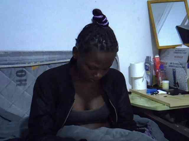 Sexybeiby1 webcam