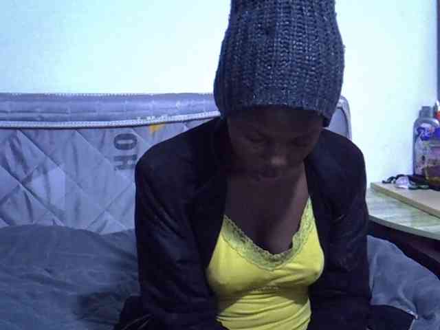 Sexybeiby1 webcam
