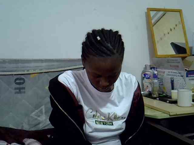 Sexybeiby1 webcam