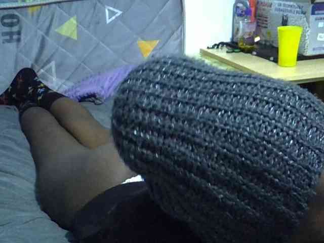 Sexybeiby1 webcam