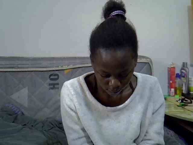 Sexybeiby1 webcam