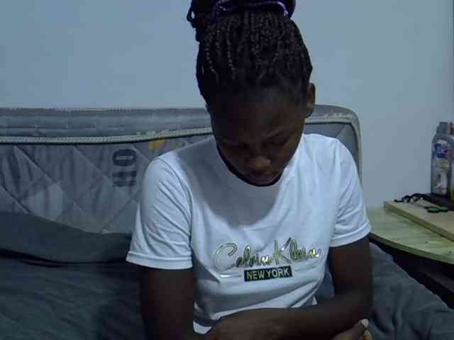 Sexybeiby1 webcam