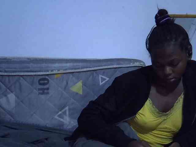 Sexybeiby1 webcam