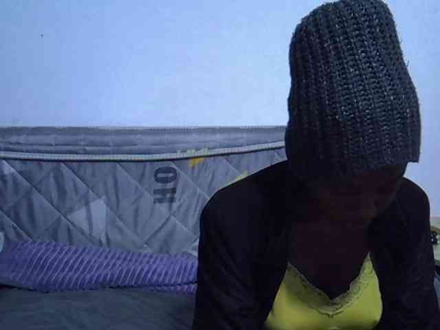 Sexybeiby1 webcam