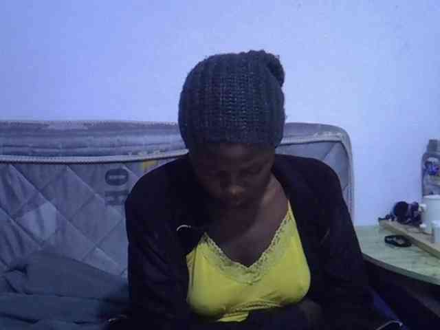 Sexybeiby1 webcam