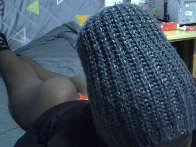 Sexybeiby1 webcam