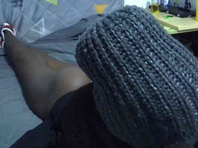 Sexybeiby1 webcam