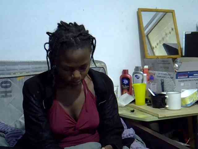 Sexybeiby1 webcam